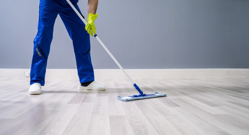 Tips How To Clean Vinyl Flooring 4, What Should You Use To Clean Vinyl Flooring