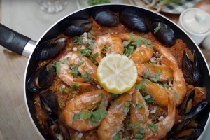 Healthy Seafood Paella Recipe